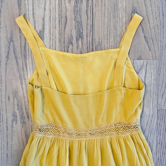 Black Swan Women’s Mustard Yellow Tiered Flowy Maxi with Lace Dress Size Small - Picture 7 of 14